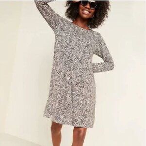 Old Navy Leopard/Animal Print Swing Knit Dress Size Small (4/6)